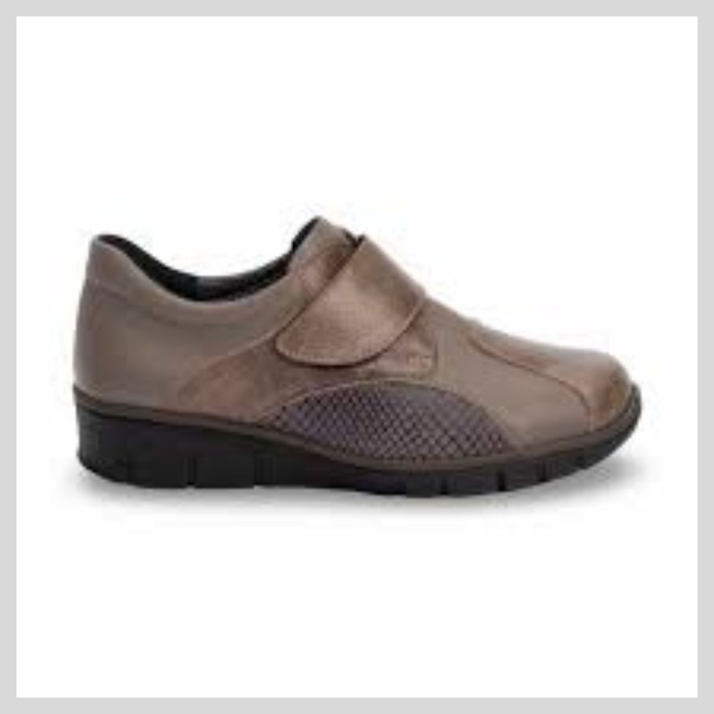 Softmode Women's Taupe Velcoe Shoe - Ocean 2E 6691-22