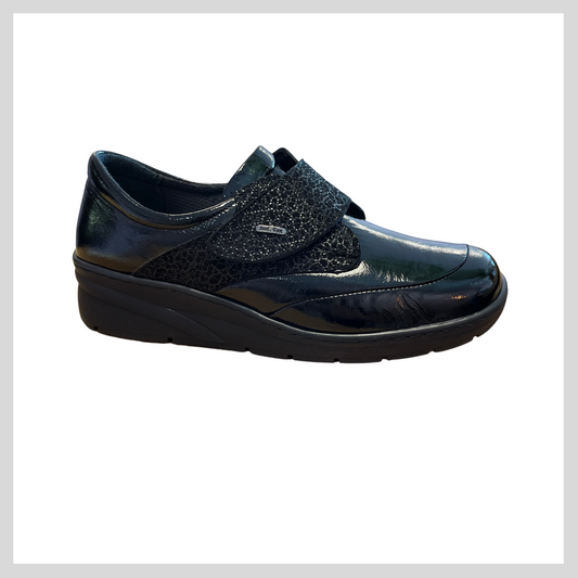 Softmode Farah  Black EEE