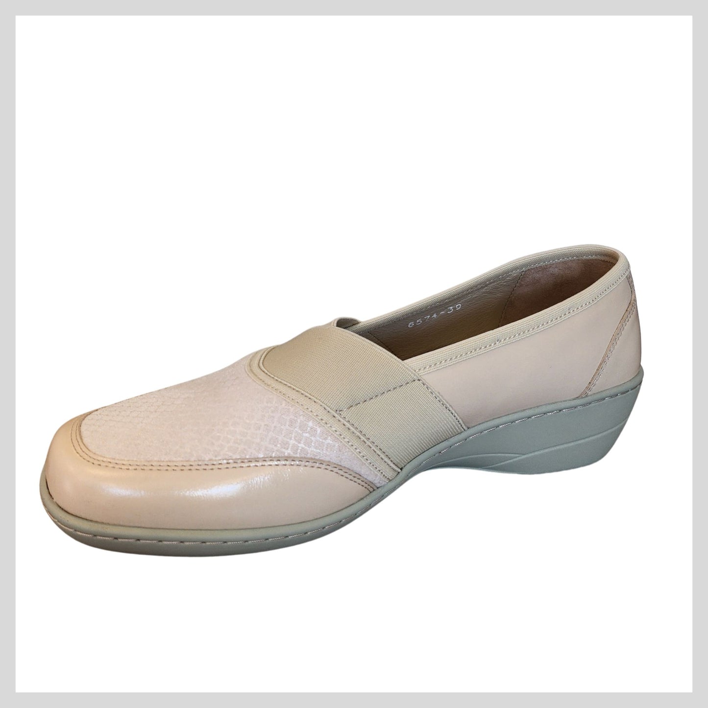 Softmode Elsie 6574-18 Beige Naplack Scuba Fitting 2E