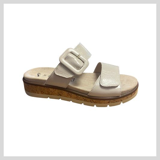 Caprice 9-27206-44-141 Snow patent strap wedge Mule