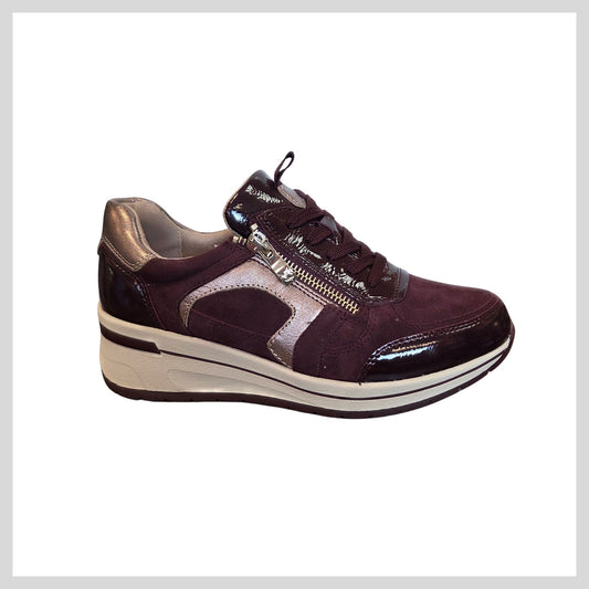 Caprice 9-23300 Ladies Burgundy/Gold Fashion Trainer