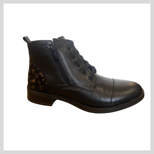 Softmode Ladies Black Leather Ankle Boot - H (wide fitting) - Kiara 6699-10