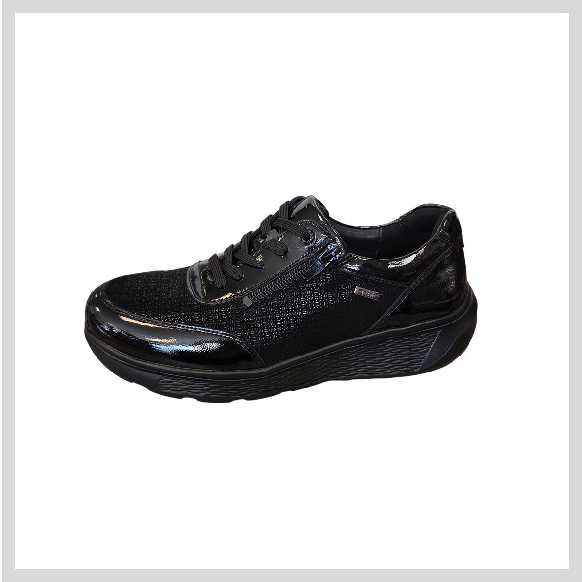 G Comfort S-2725SF Ladies Black Patent Trainer