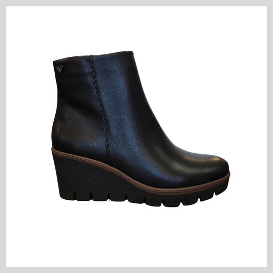 Susst Buddy26 - Black Wedged Ankle Boot